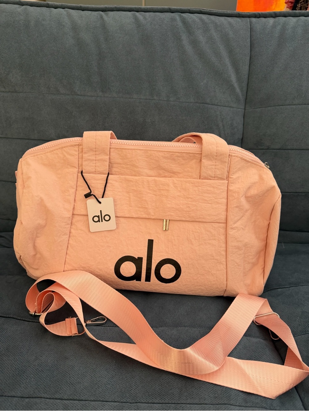 Pink duffle bag super cute with removable strap brand new